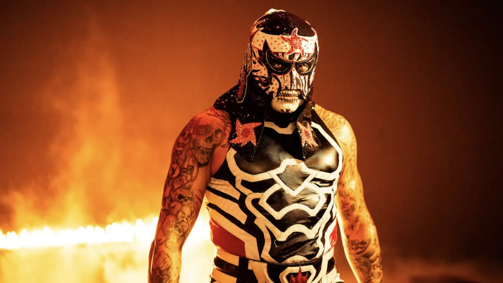 Je’Von Evans Qualifies for Money in the Bank as WWE Raw Opens in Mexico City