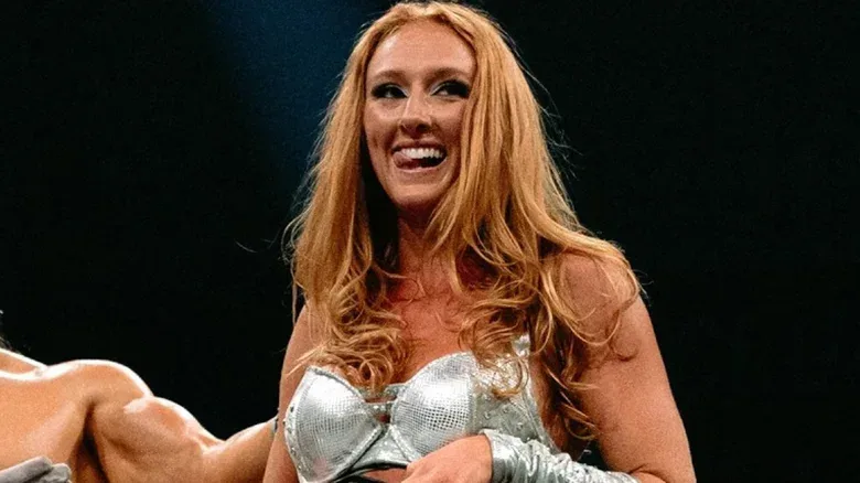 M by Elegance wearing silver ring gear