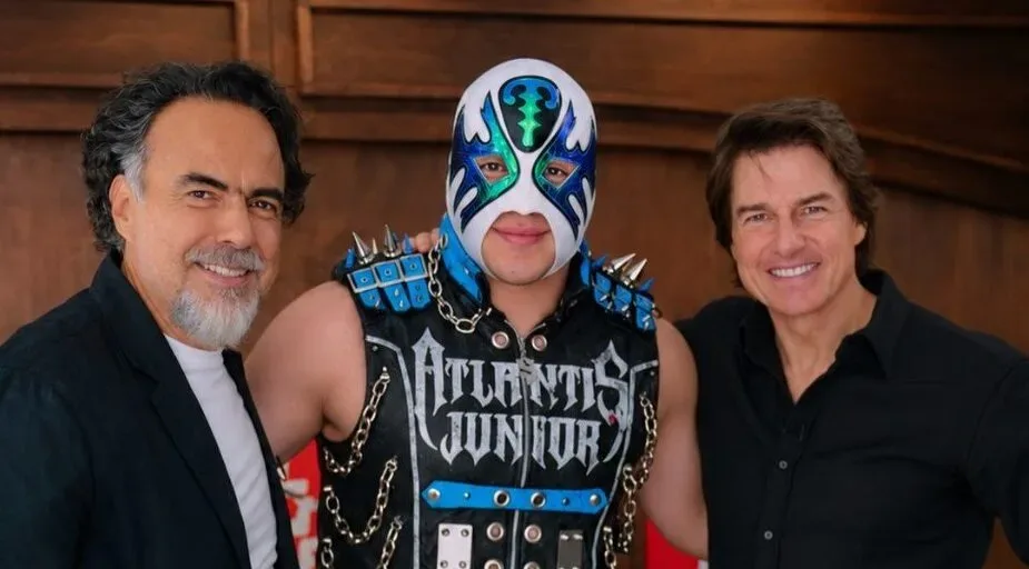 Atlantis Jr. Meets Tom Cruise and Invites Him to Arena México
