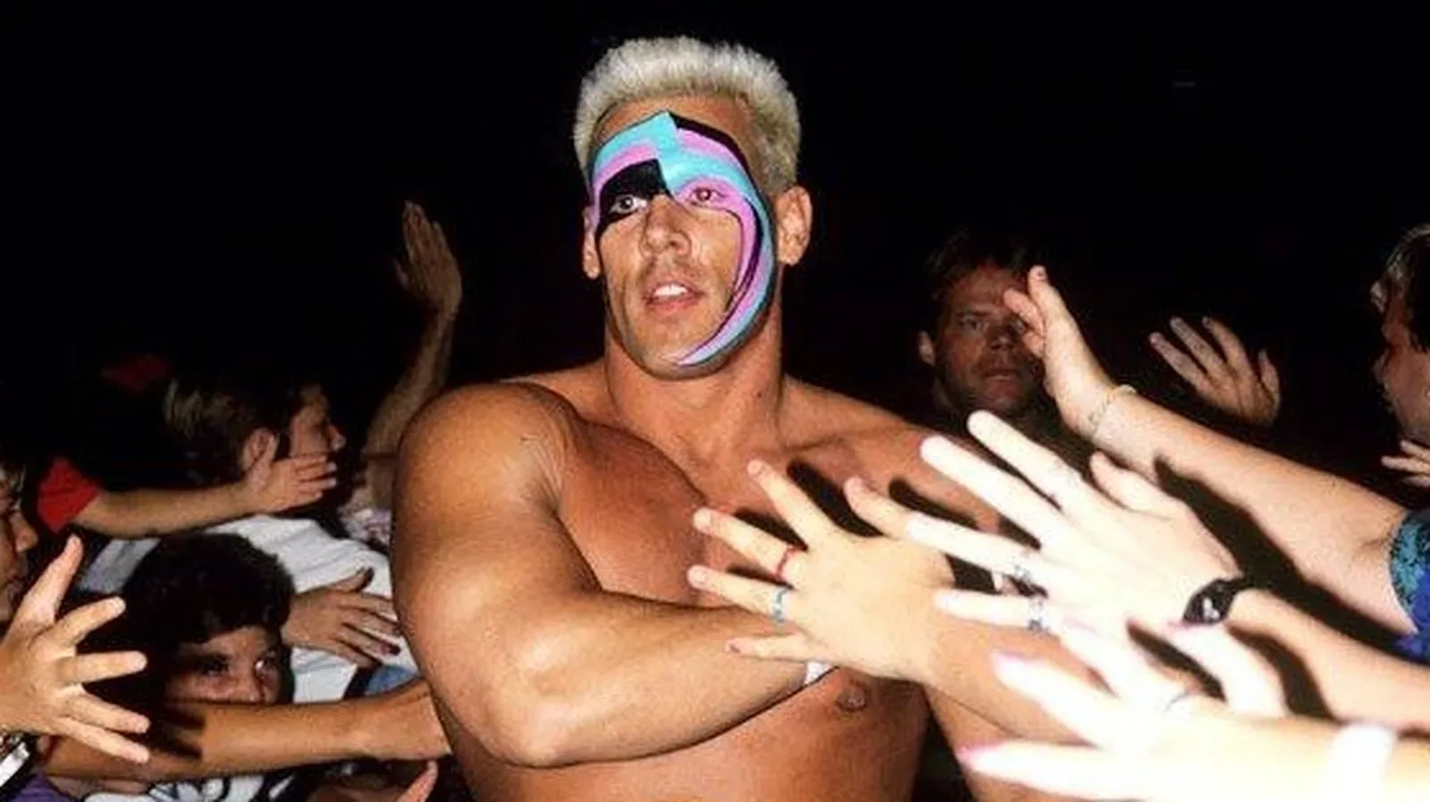 Paul Heyman Sees Classic Sting-Rick Rude Echo in Christian Watson’s NFL Return