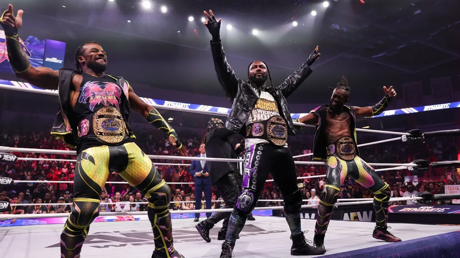 Swerve Strickland and New Level Retain AEW World Trios Titles as Rival Teams Converge