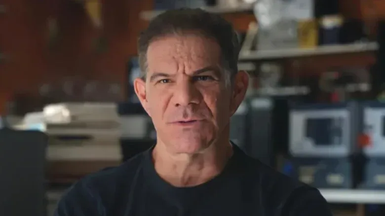 Dave Meltzer in his office