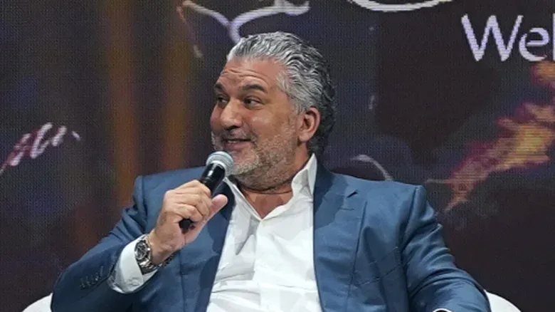 Nick Khan happily speaks
