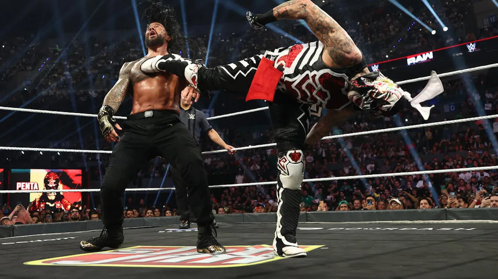 William Regal Urges Wrestlers to Study Roman Reigns’ Work in WWE Raw Main Event
