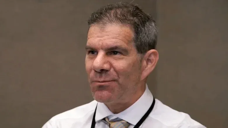 Dave Meltzer giving an interview